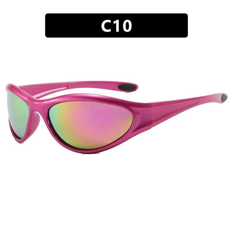 Sleek Sporty Black Sunglasses – Streetwear Vibes