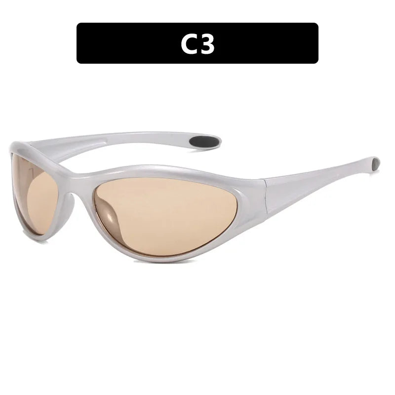 Sleek Sporty Black Sunglasses – Streetwear Vibes
