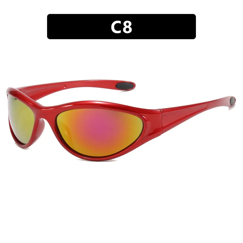 Sleek Sporty Black Sunglasses – Streetwear Vibes
