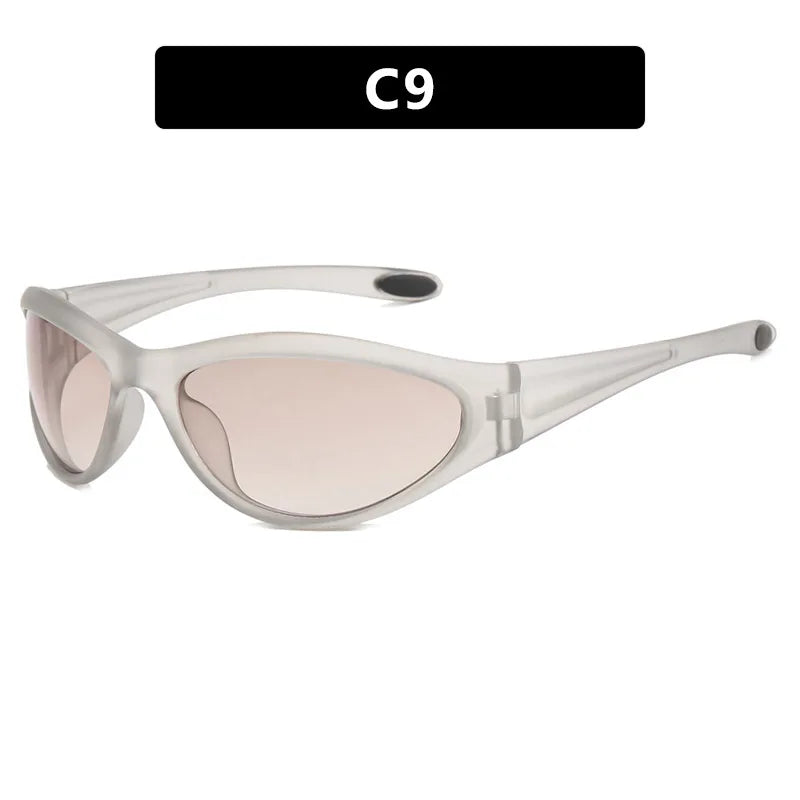 Sleek Sporty Black Sunglasses – Streetwear Vibes