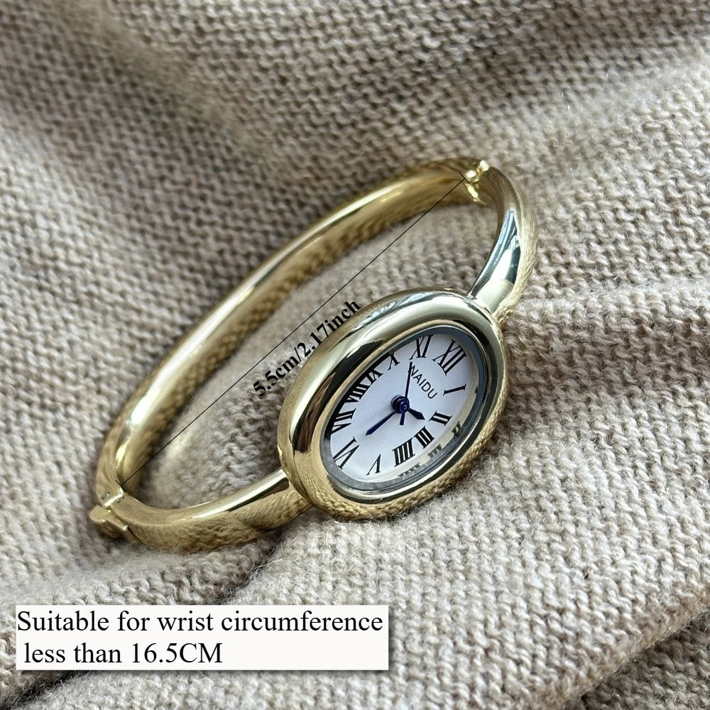 Vintage Bangle Watch – Roman Numeral Dial & Classic Oval Design