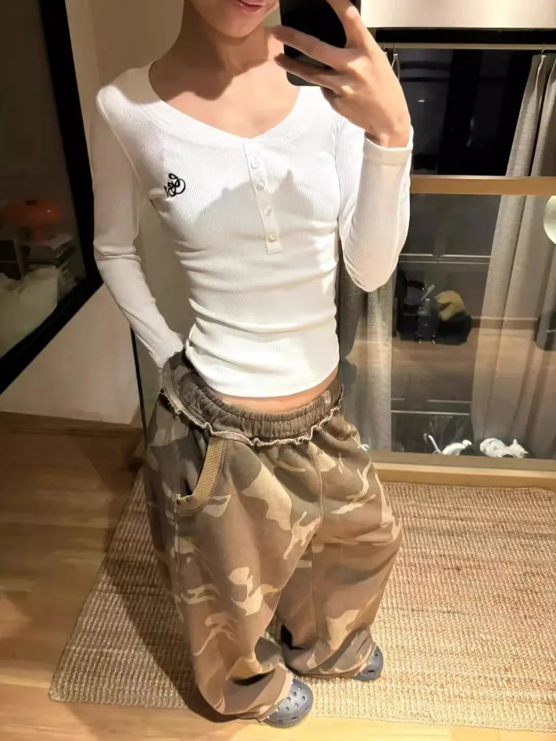 Oversized Camo Fleece Sweatpants – Unisex Street Fit