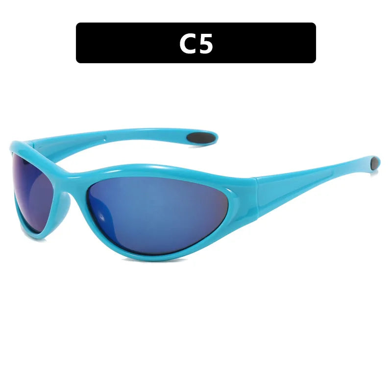Sleek Sporty Black Sunglasses – Streetwear Vibes