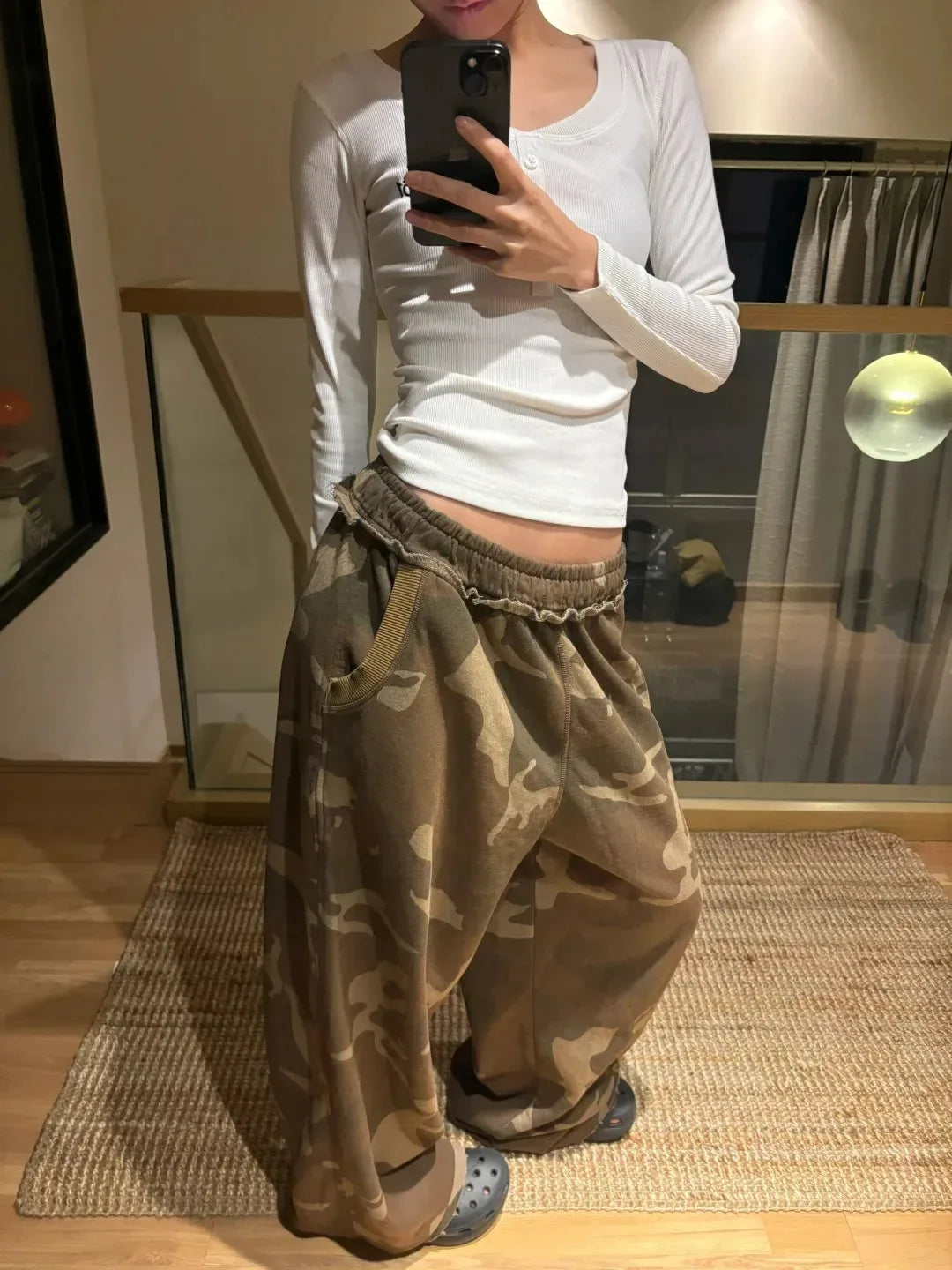 Oversized Camo Fleece Sweatpants – Unisex Street Fit