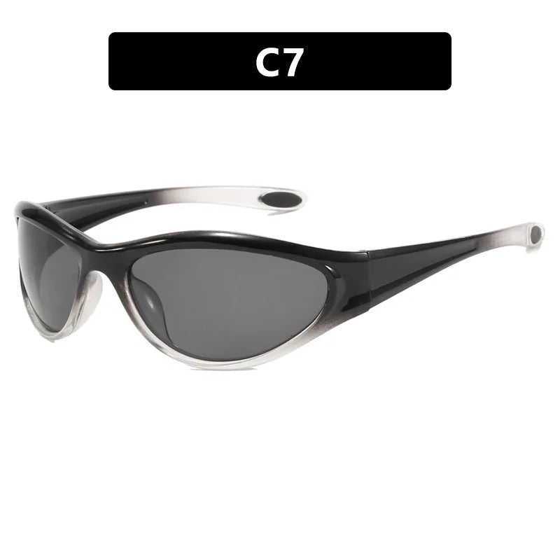 Sleek Sporty Black Sunglasses – Streetwear Vibes